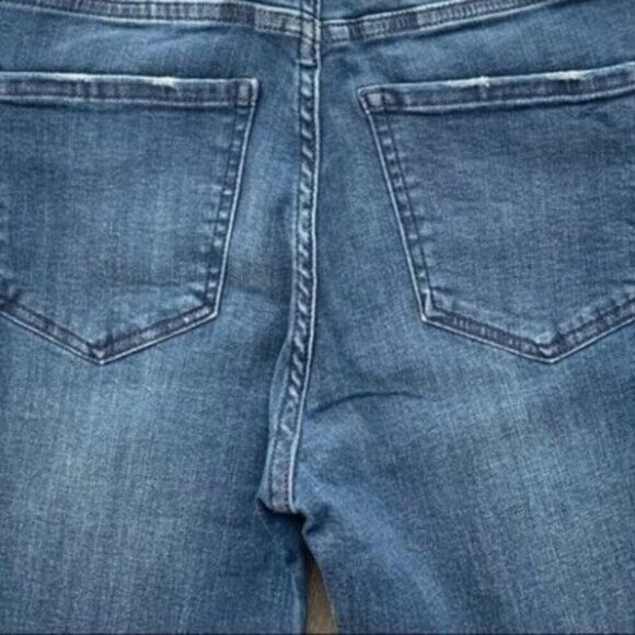 Free People NEON BLONDE High Rise Skinny Jeans Dark Wash Distressed Size 24 - Picture 13 of 15